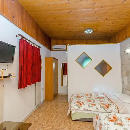 Megi Apartmán *